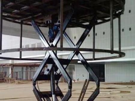 電動(dòng)升降舞台(tái)